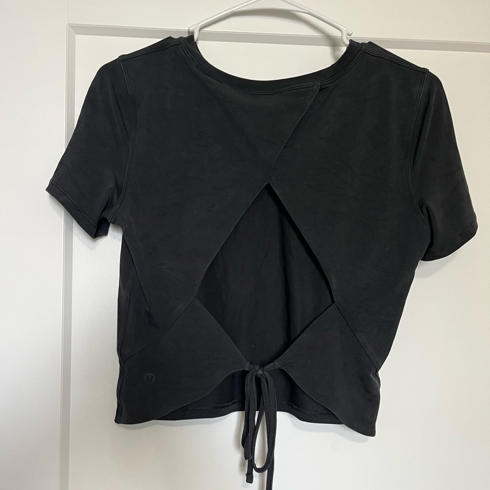 Lululemon Black Open Back Top - Picture 2 of 3
